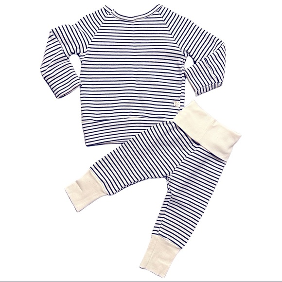 Childhoods Pullover Crew and Skinny Sweats in Narrow Natural Stripe - VGUC - Picture 3 of 3